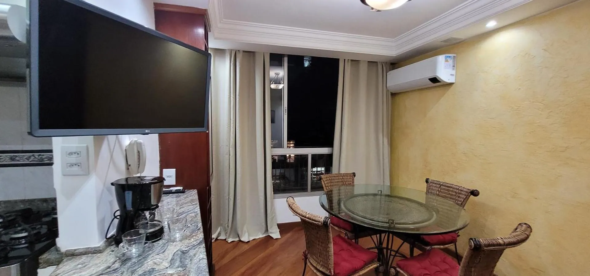 Excelente Duplex - 1 Quadra Av. Paulista Apartment Sao Paulo Brazil